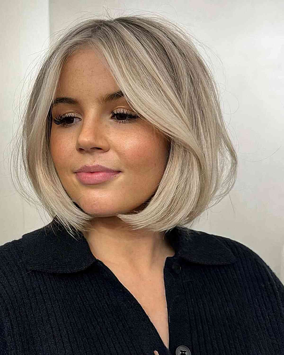 Ash Blonde Bob With Curtain Bangs Ash Blonde Bob With Curtain Bangs — Classy Short Haircuts for Round Faces