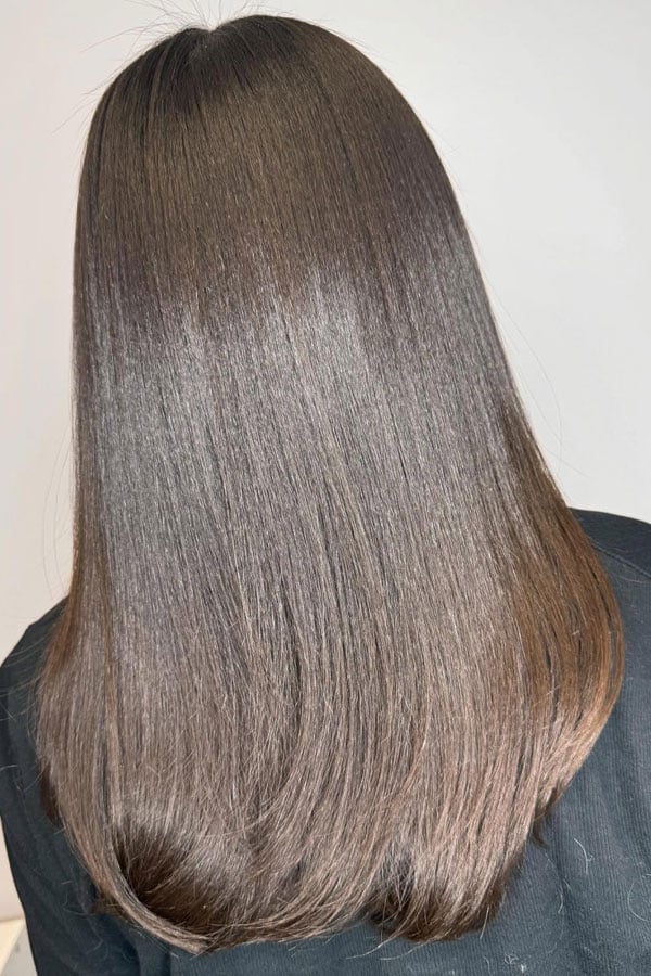 Mid-Back Waves Dark Brown Highlights Silk Press, Close-Up Take — Classy Silk Press Hairstyles