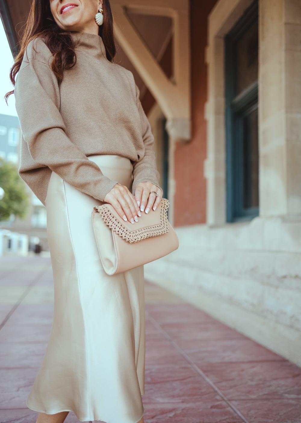 Cream Satin Bias-Cut Skirt with a Beige Turtleneck, Close-Up Take Cream Satin Bias-Cut Skirt with a Beige Turtleneck, Close-Up Take — Classy Silk Skirt Outfit