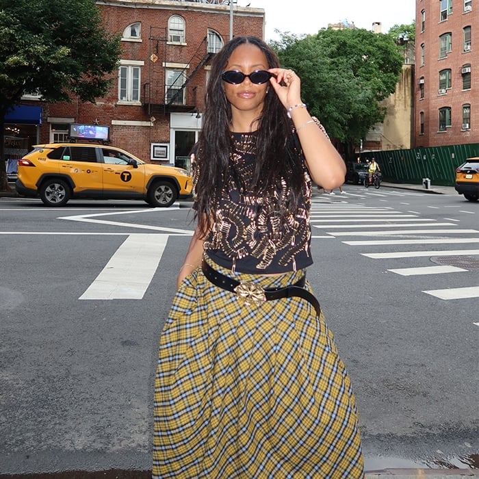 Yellow Plaid Maxi Skirt With Sequined Top Yellow Plaid Maxi Skirt With Sequined Top — Classy Skirt Outfits