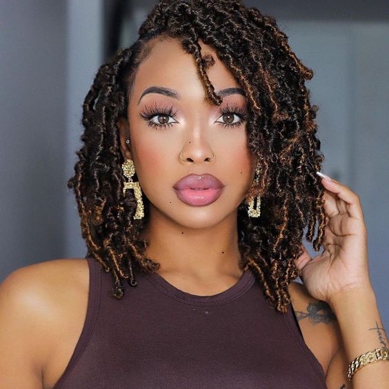 Collarbone Butterfly Locs with Curtain Bangs — Classy Soft Locs Hairstyles