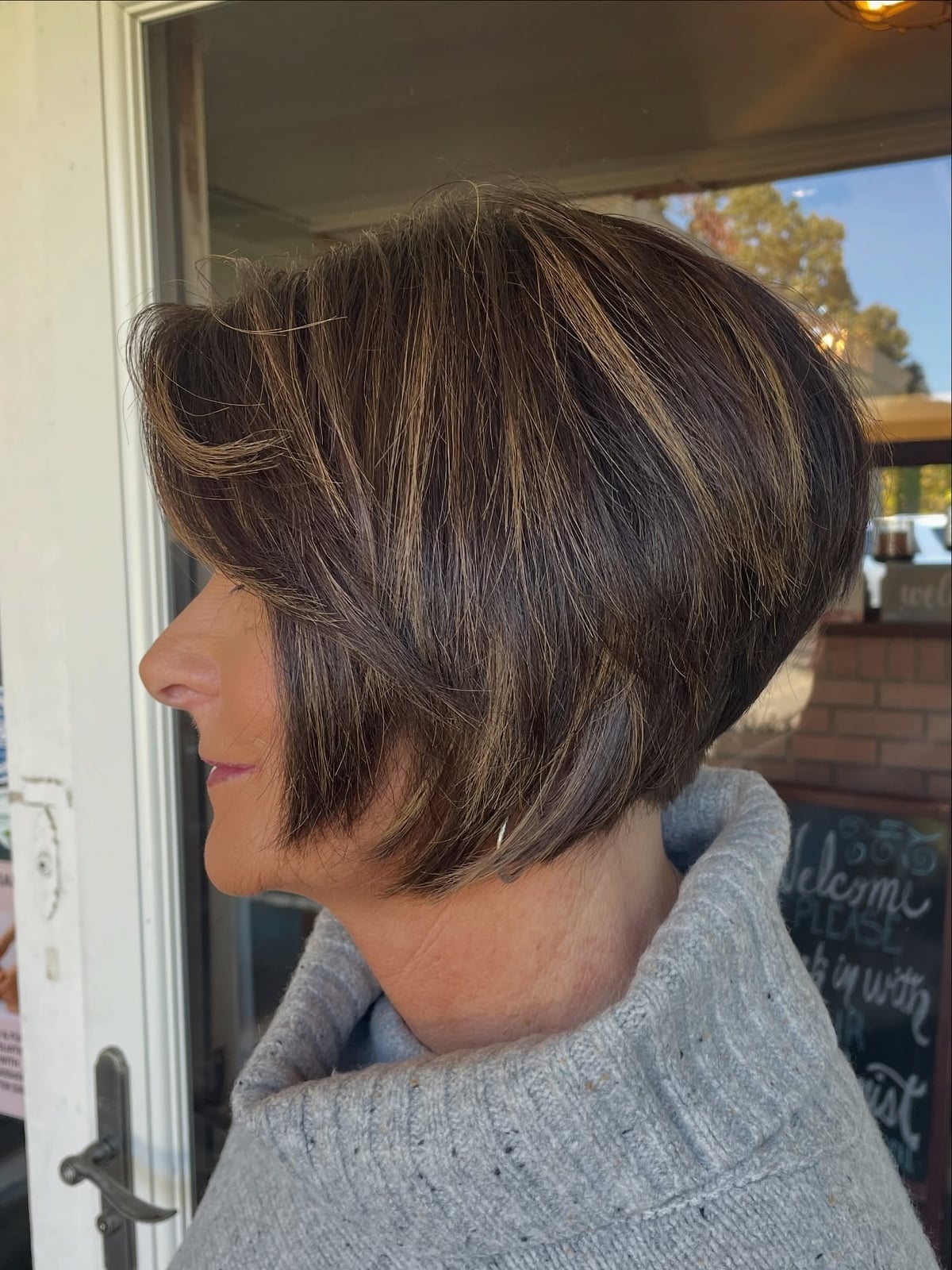 Ear-Length Stacked Bob With Side-Swept Bangs — Classy Stacked Bob