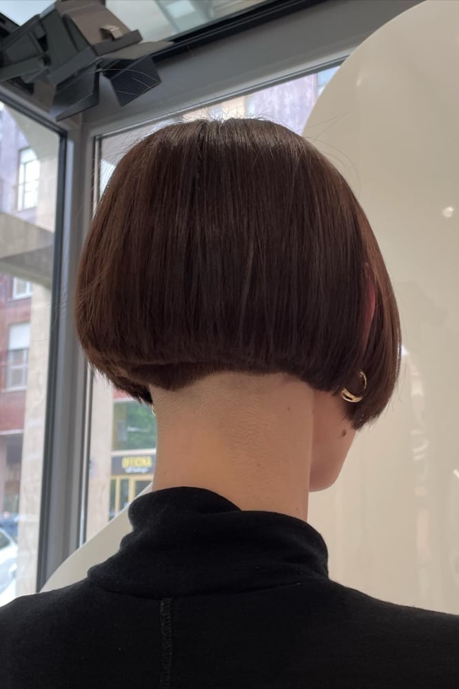 Collarbone Stacked Bob With Tapered Nape — Classy Stacked Bob