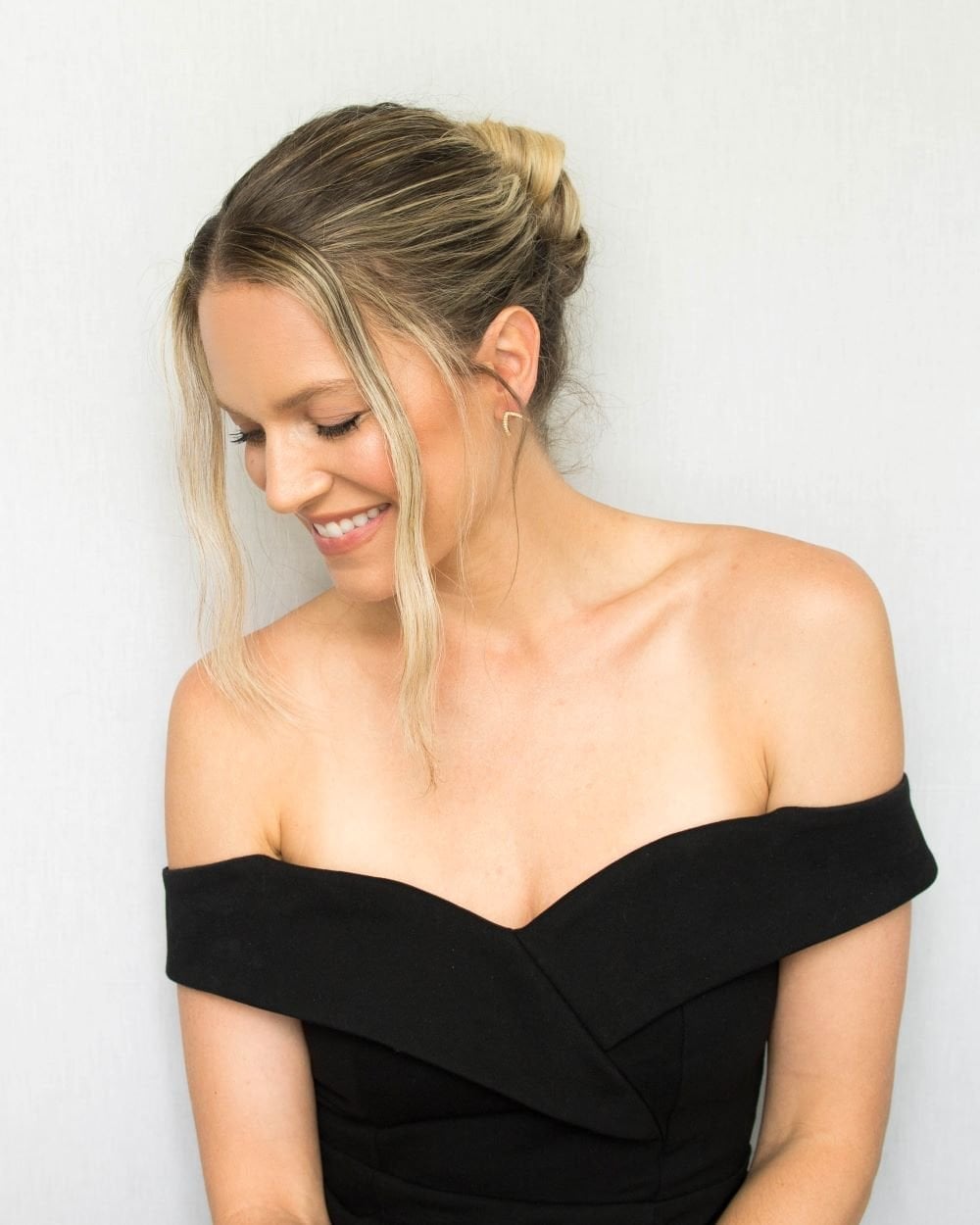 Textured Messy Bun With Braids and Face-Framing Pieces — Classy Strapless Dresses Hairstyles