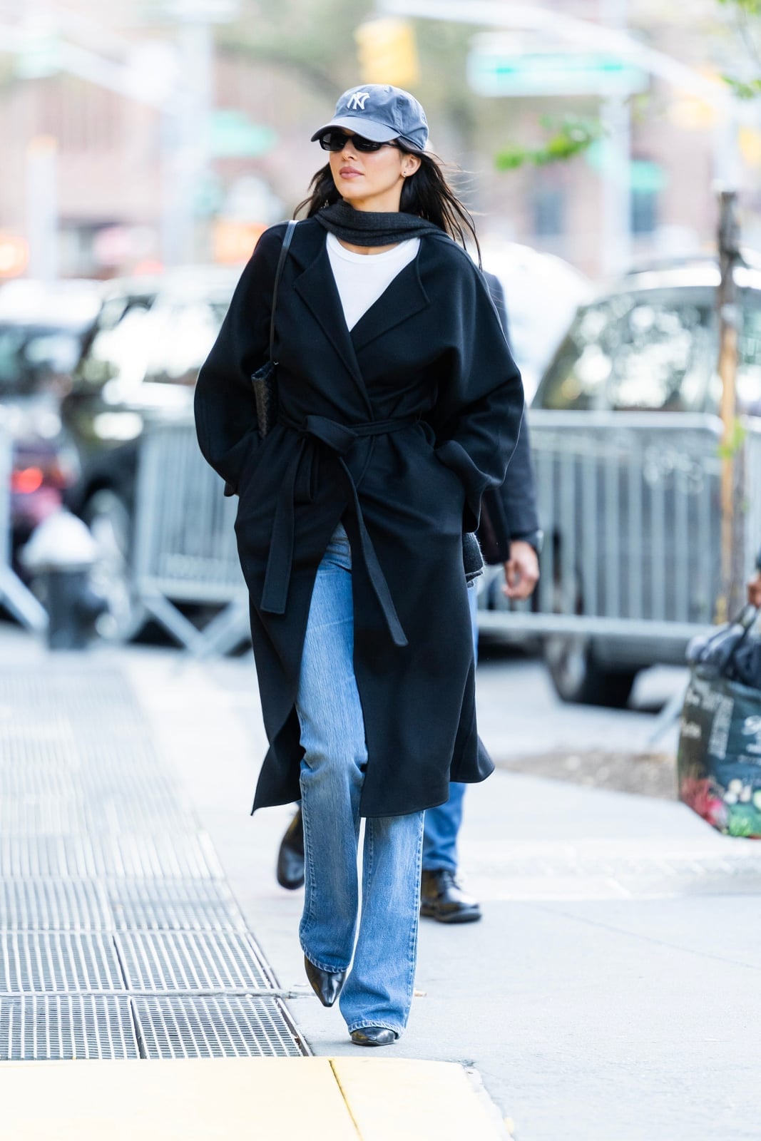 Wrap Coat Over Jeans and T-Shirt — Classy Street Style Outfits