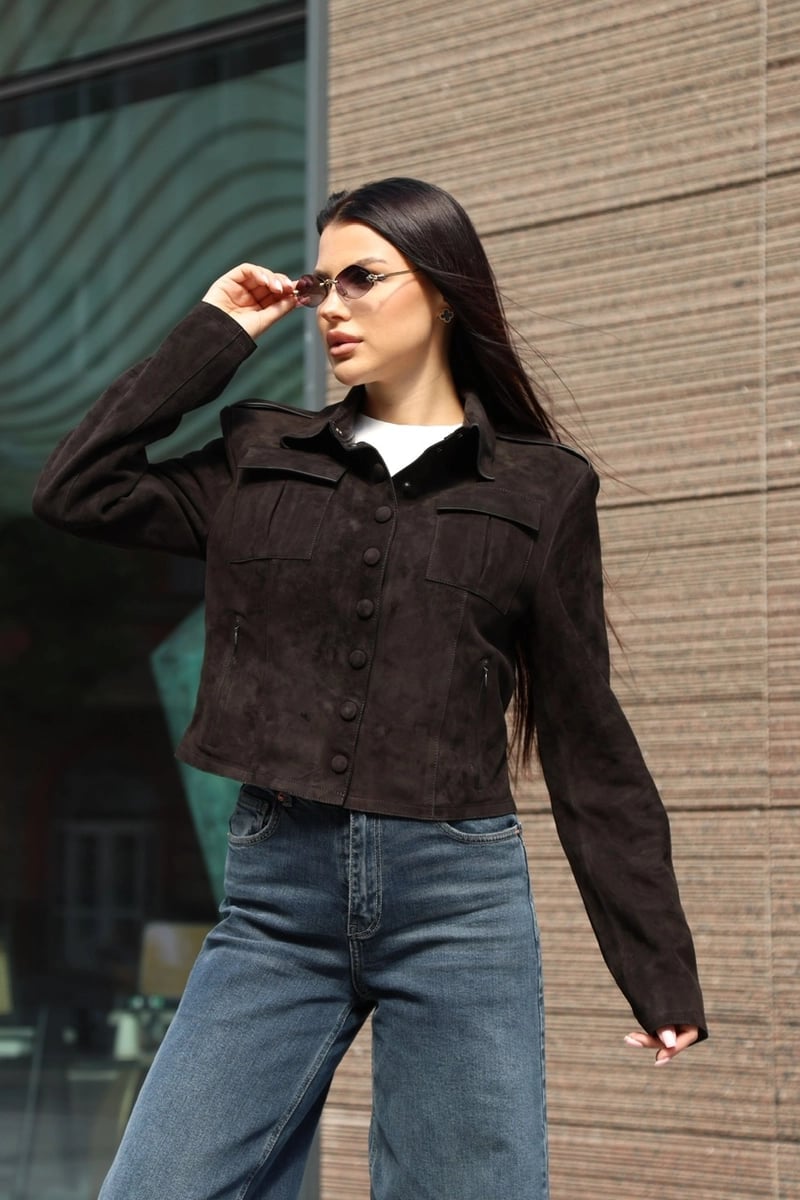 Dark Brown Suede Jacket with Structured Shoulders and Wide-Leg Jeans — Classy Suede Jacket Outfits