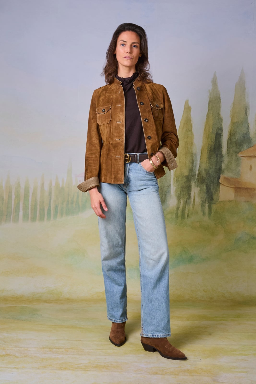 Fitted Brown Suede Jacket with Pocket Details and Straight-Leg Jeans — Classy Suede Jacket Outfits