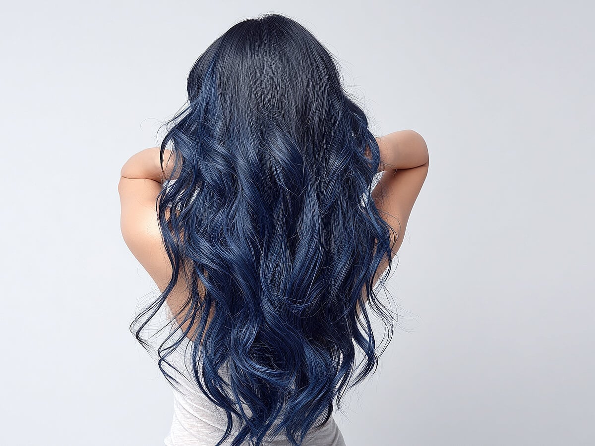 Mid-Back Wavy Hair With Blue Ombré Mid-Back Wavy Hair With Blue Ombré — Classy Textured Hair