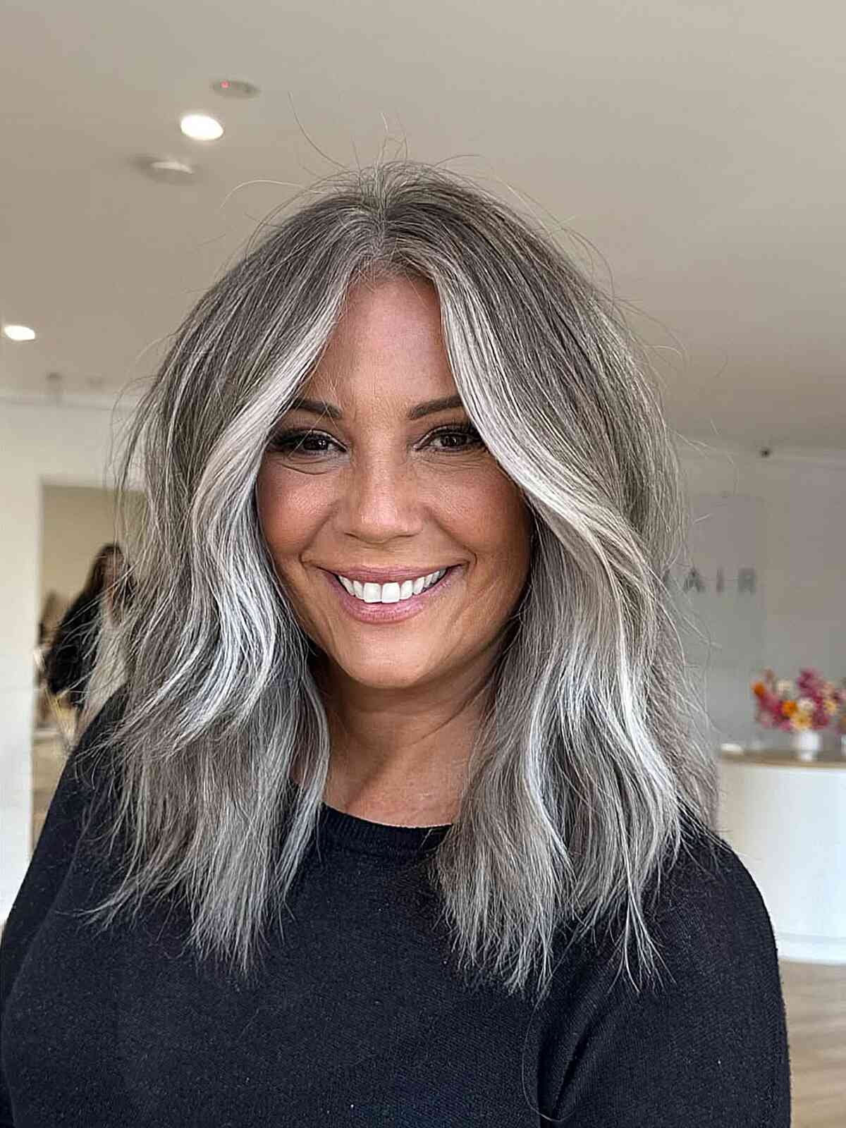 Collarbone Grey Base With Blonde Highlights And Root Shadow Collarbone Grey Base With Blonde Highlights And Root Shadow — Classy Textured Hair