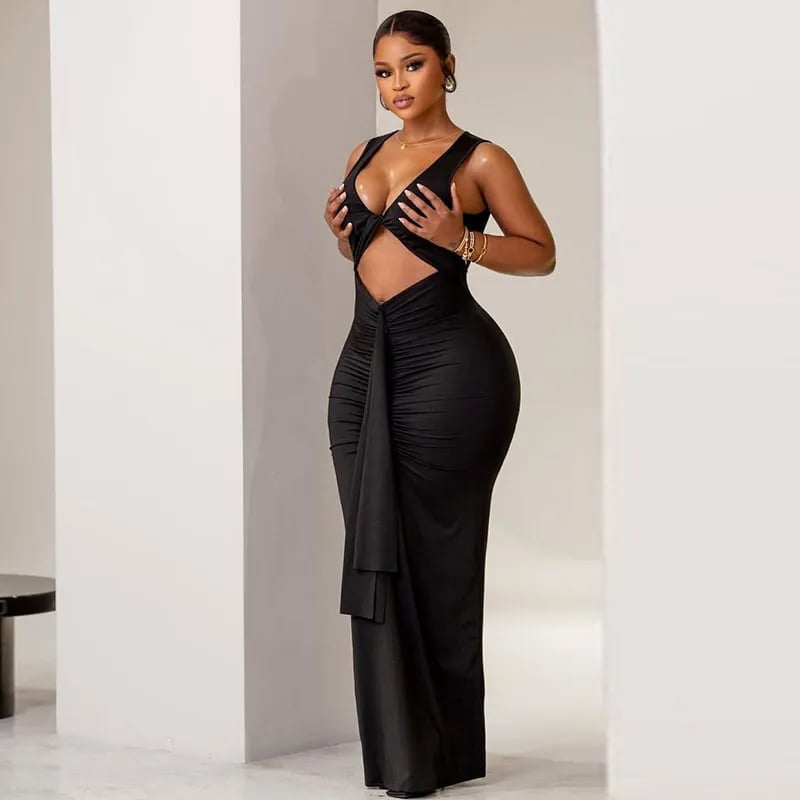 Black Tight Fit Maxi Dress with Plunging Neckline and Waist Cut-Out Black Tight Fit Maxi Dress with Plunging Neckline and Waist Cut-Out — Classy Tight Dresses