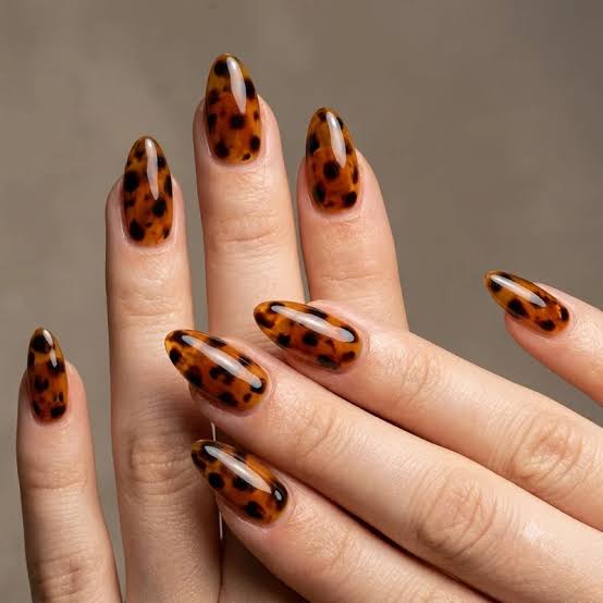 Medium Almond Nails With Rich Tortoise Shell — Classy Tortoise Shell Nails