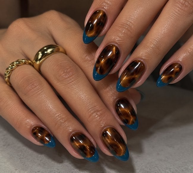 Medium Oval Nails With Cat-Eye Tortoise — Classy Tortoise Shell Nails