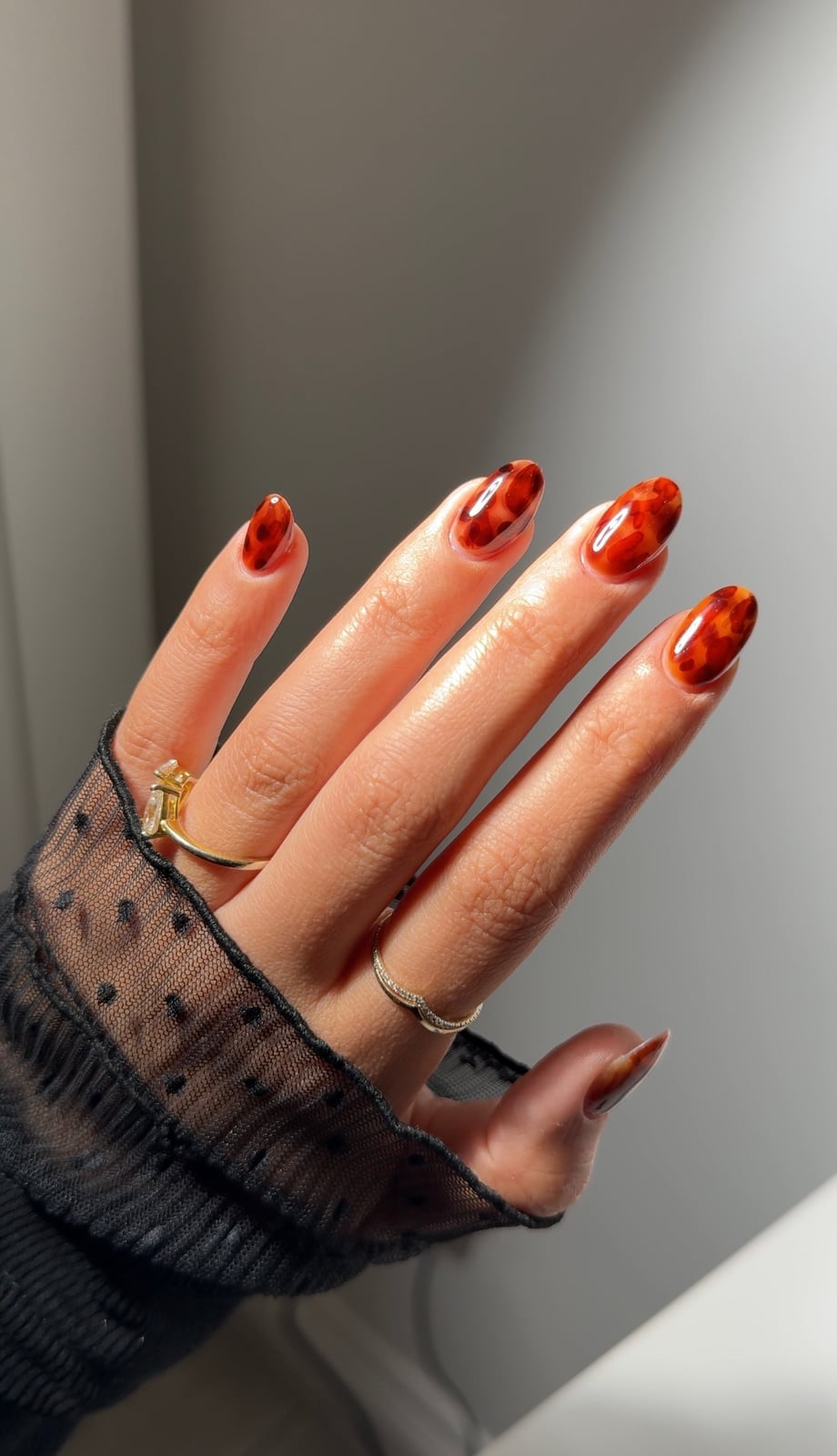 Medium Almond Nails With Glossy Tortoise Shell — Classy Tortoise Shell Nails