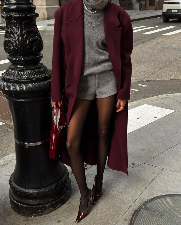 Burgundy Coat Over Shorts for Daytime Event Burgundy Coat Over Shorts for Daytime Event — Classy Under Outfits