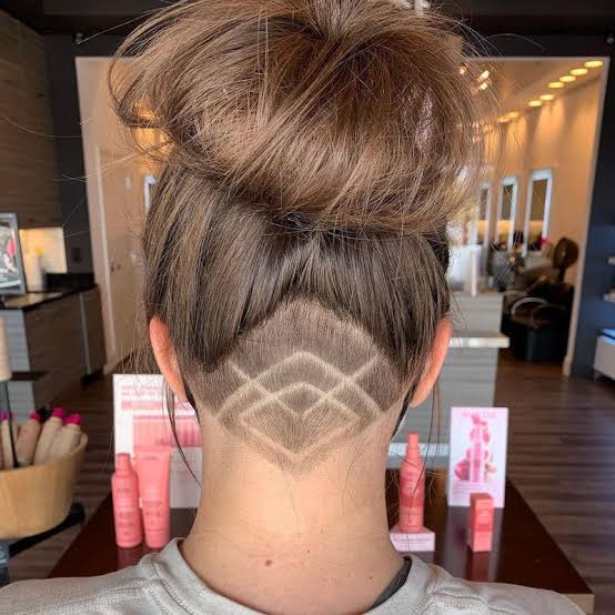 Undercut With Geometric Pattern and Wavy Top — Classy Undercut Hairstyles