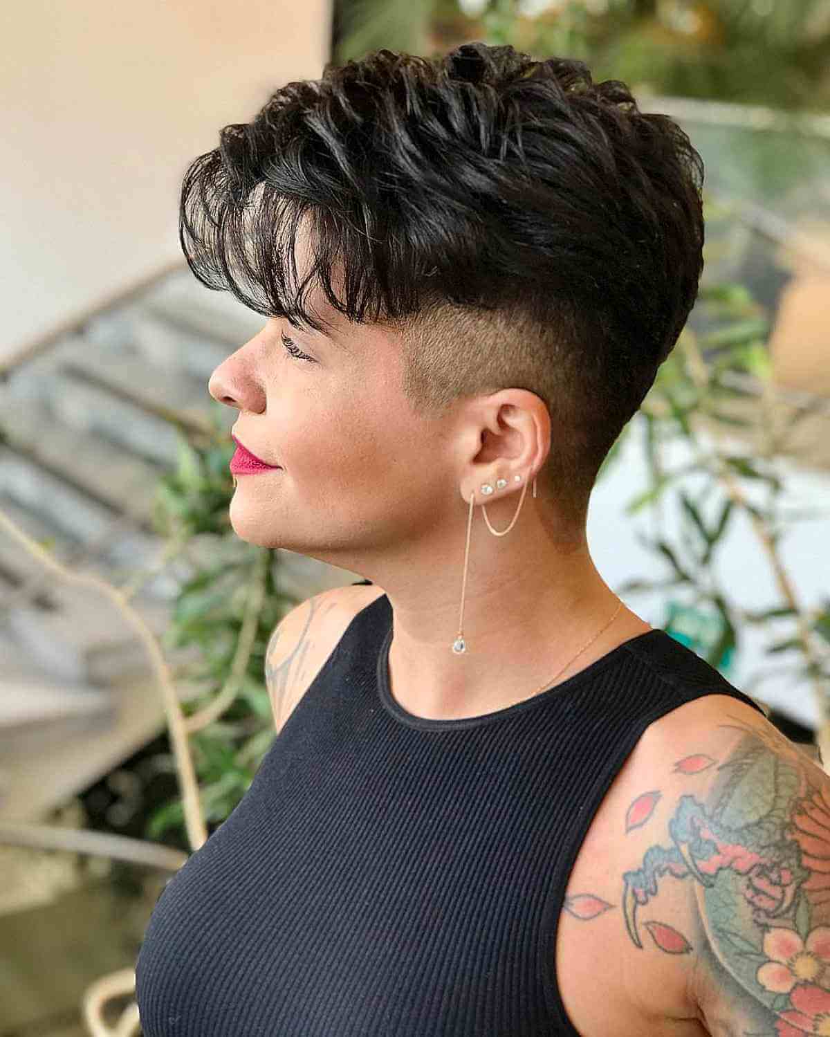 Black Pixie With Textured Bangs And Undercut Black Pixie With Textured Bangs And Undercut — Classy Undercut Pixie