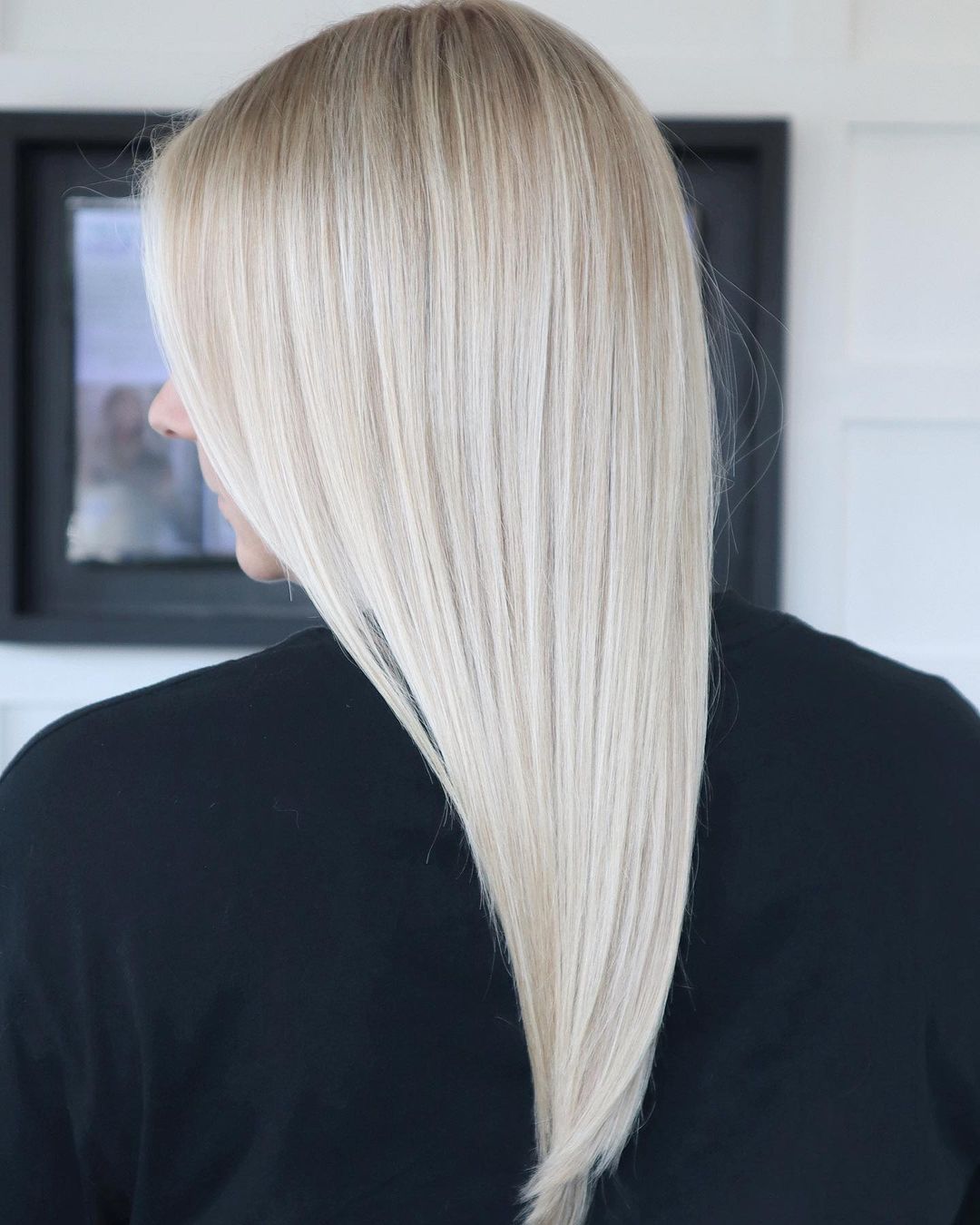 Mid-Back Vanilla Blonde With Fine Straight Texture Mid-Back Vanilla Blonde With Fine Straight Texture — Classy Vanilla Blonde