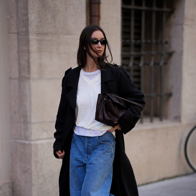 Trench Coat With Wide Leg Jeans — Classy Vintage Outfits