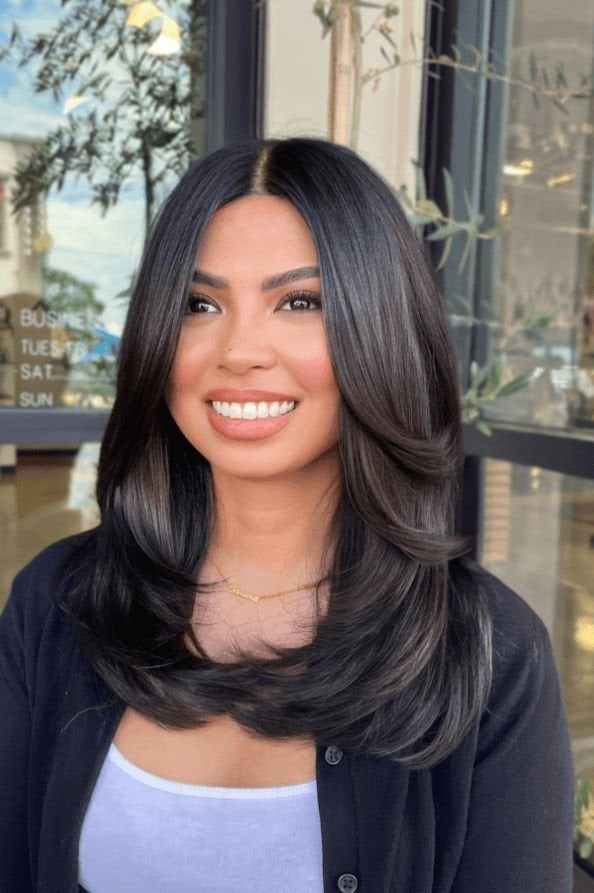 Voluminous Blowout With Face-Framing Layers Voluminous Blowout With Face-Framing Layers — Classy Volume Hair