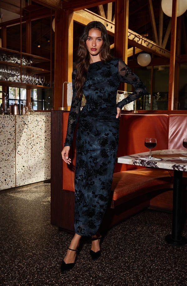 Dark Teal Velvet Burnout Dress for Evening Weddings Dark Teal Velvet Burnout Dress for Evening Weddings — Classy Wedding Guest Outfits