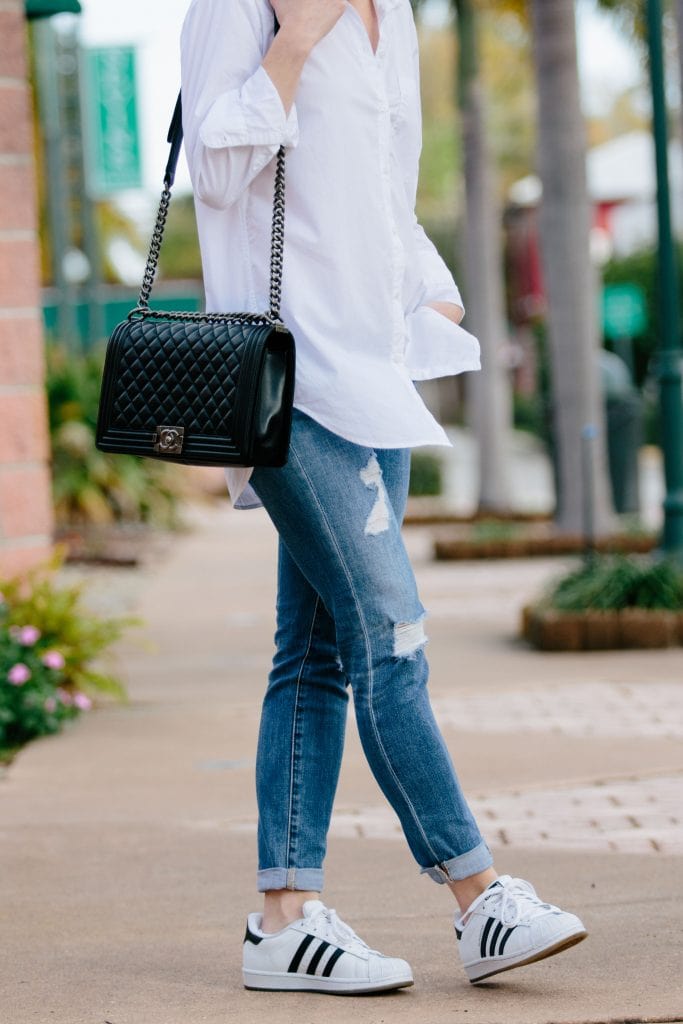 White Button-Down Shirt With Slim Jeans — Classy White Blouse Outfit