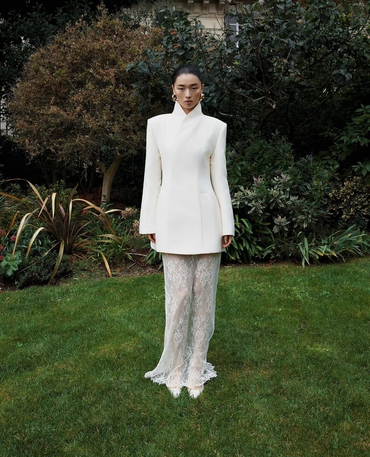 10 All-White Party Outfit Ideas That Won't Blend into the Crowd