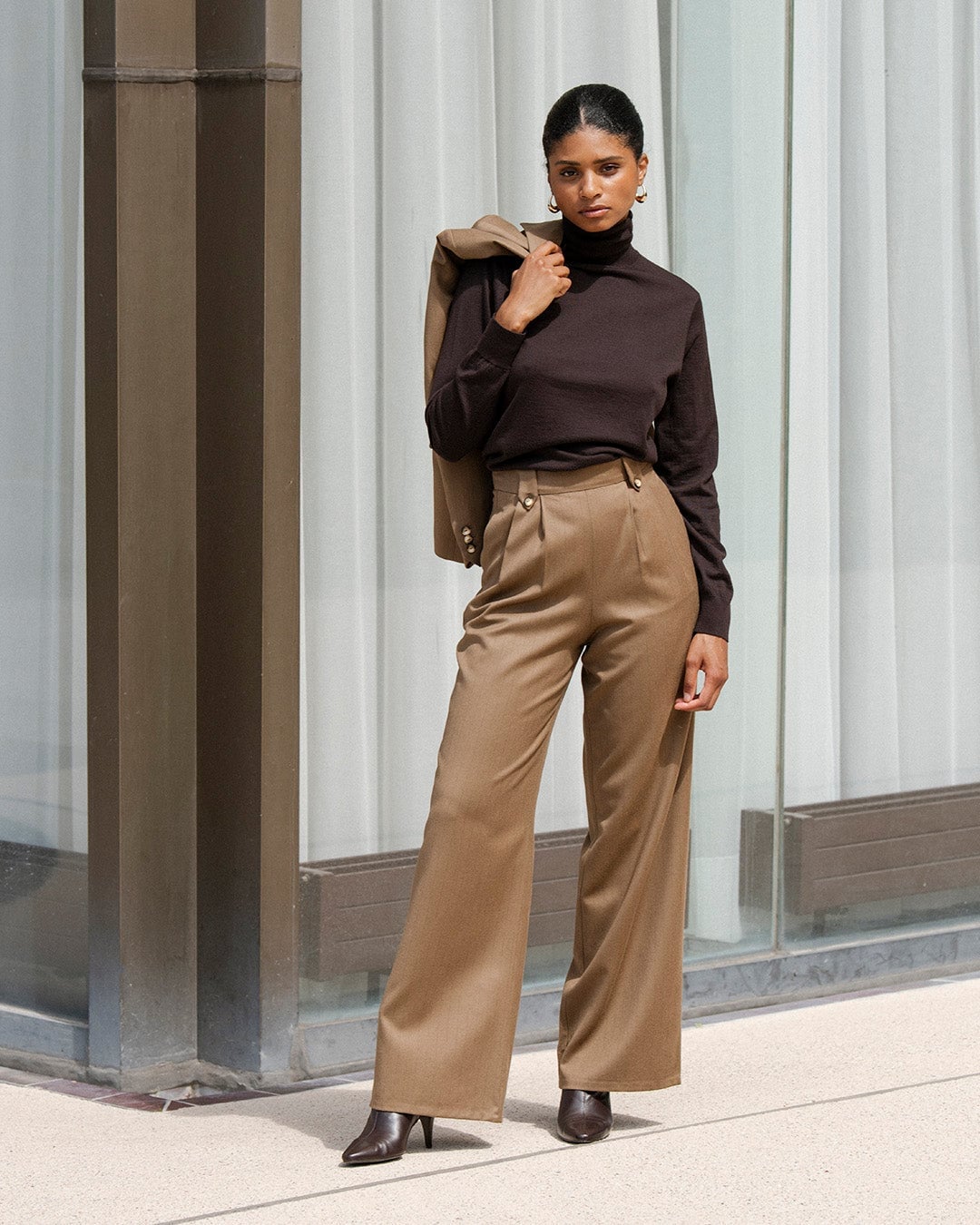 Taupe Wide Leg Trousers With Blazer — Classy Wide Leg Pants Outfits