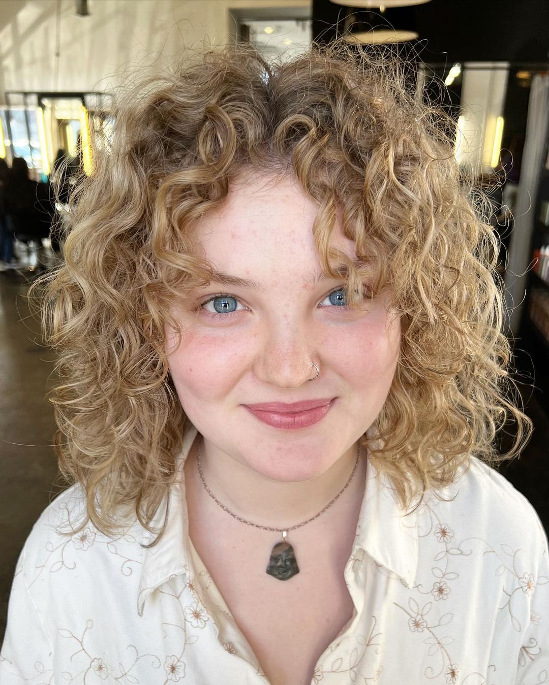 Shoulder Length Blonde Curly Wolf Cut With Air Dried Shoulder Length Blonde Curly Wolf Cut With Air Dried — Classy Wolf Cut Curly Hair