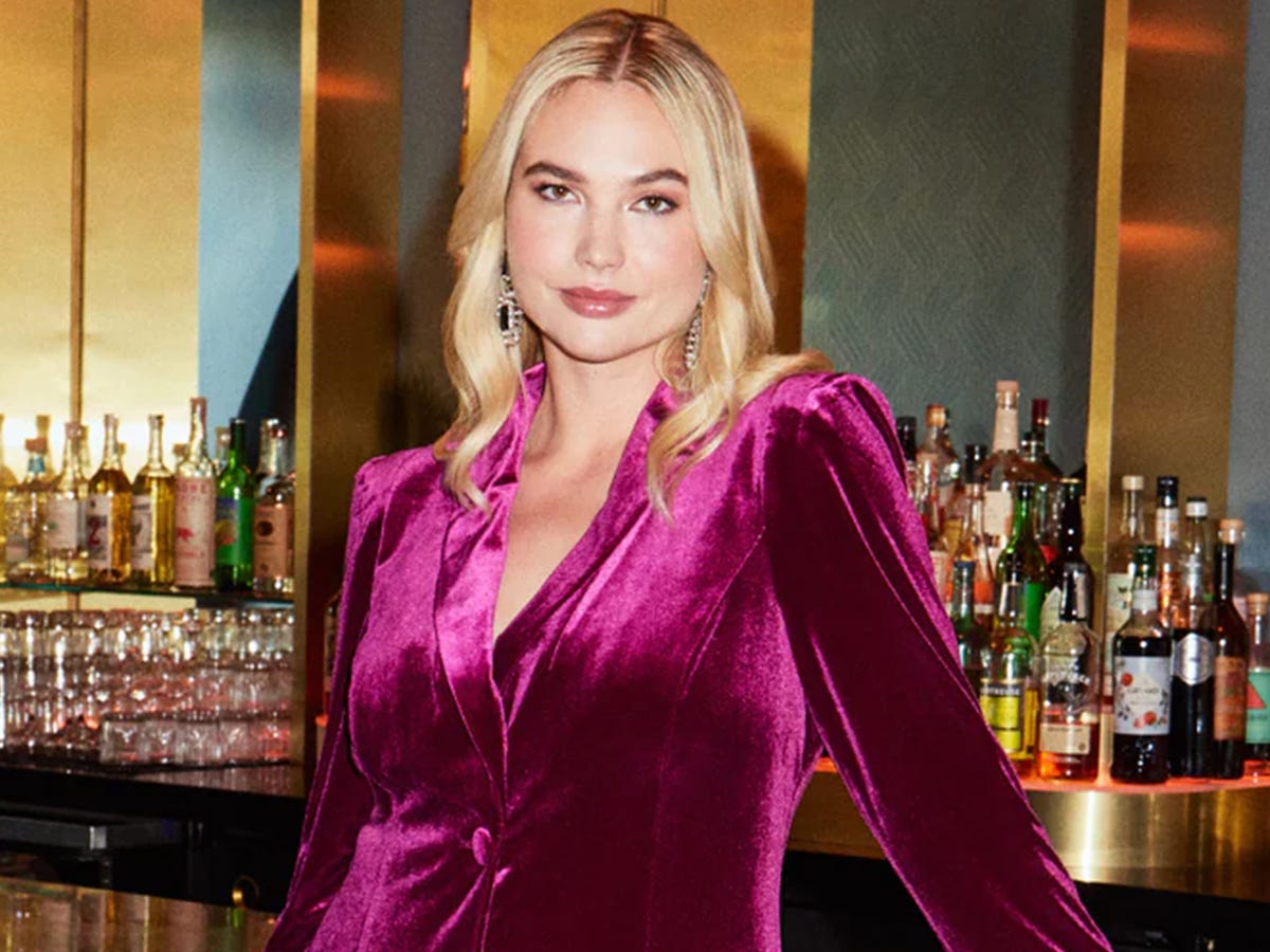 Fuchsia Velvet Blazer Dress Fuchsia Velvet Blazer Dress — Classy Work Party Outfits