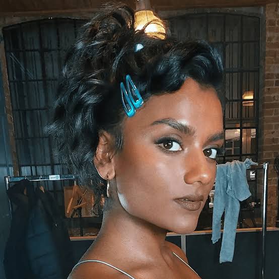 Shoulder Dark Brown Updo With Blue Butterfly Clips Shoulder Dark Brown Updo With Blue Butterfly Clips — Classy Y2K Updo