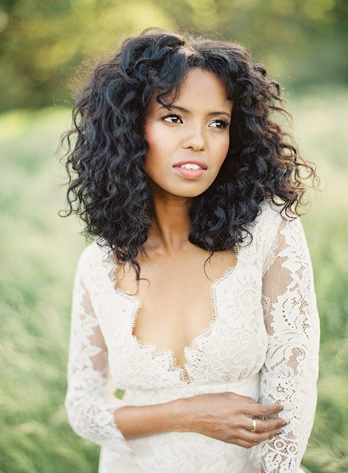 Collarbone Thick Curly Hair Curtain Bangs Collarbone Thick Curly Hair Curtain Bangs — Curly Hair Down Ideas