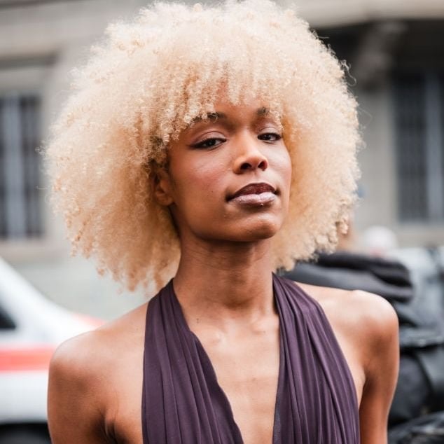 Shoulder Length Platinum Blonde Afro Shoulder Length Platinum Blonde Afro — Curly Hair Dye Styles