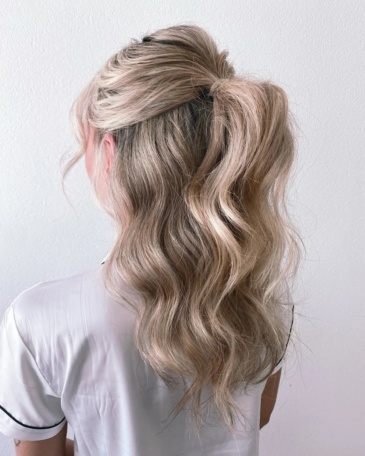 Mid Back High Ponytail With Waves — Cute Chic Hairstyles