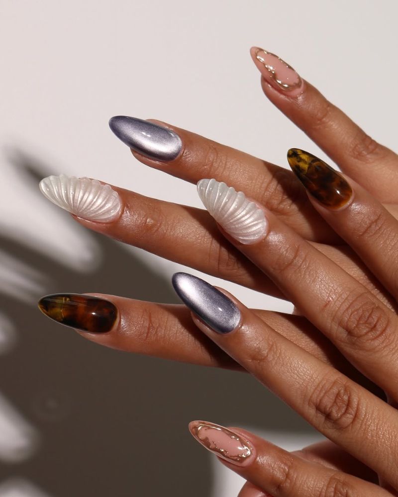 23 Stunning Almond Shape Nails to Ignite Your Fall Glamour