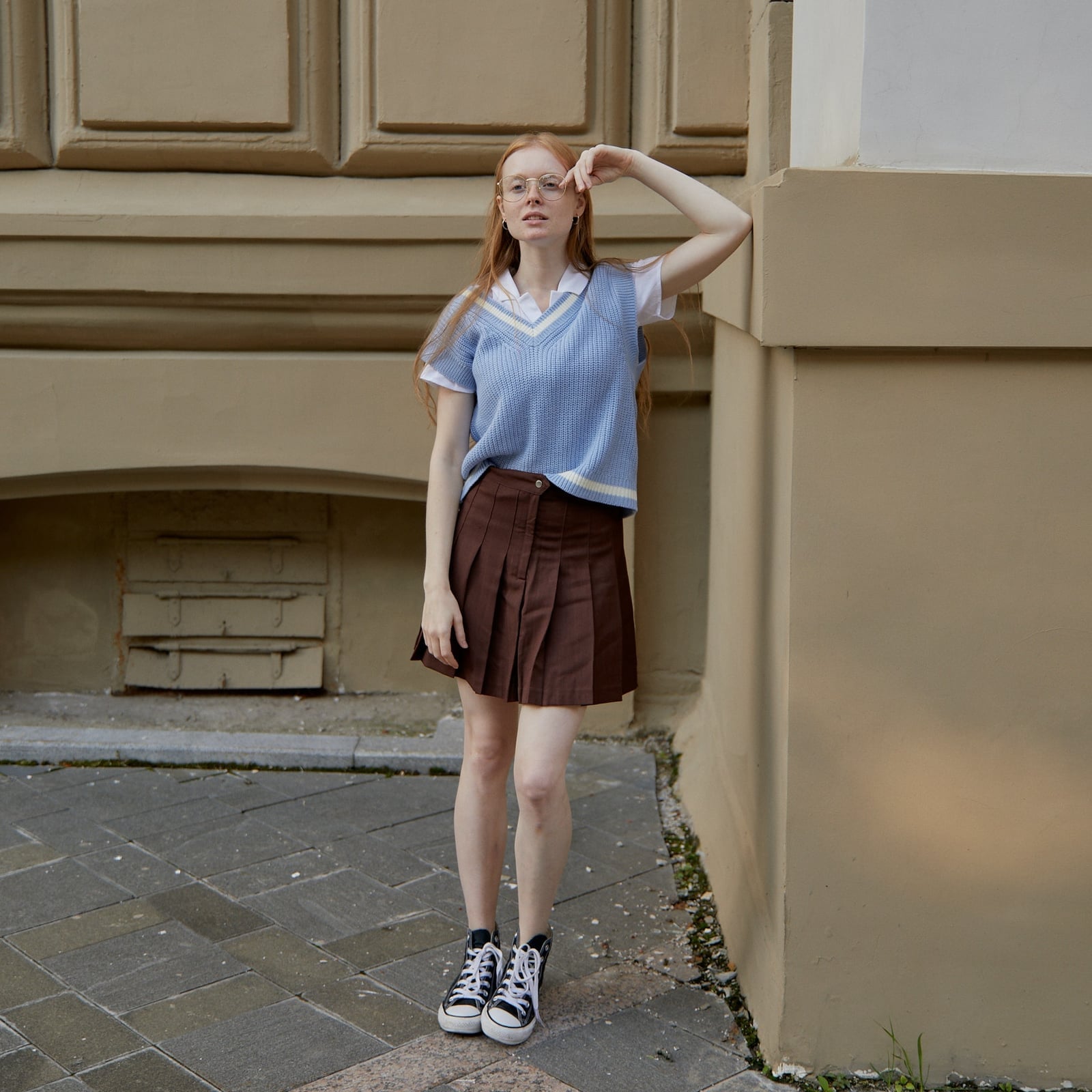 Sweater Vest and Plaid Skirt for a Preppy Look Sweater Vest and Plaid Skirt for a Preppy Look — Cute Outfit Inspo for School