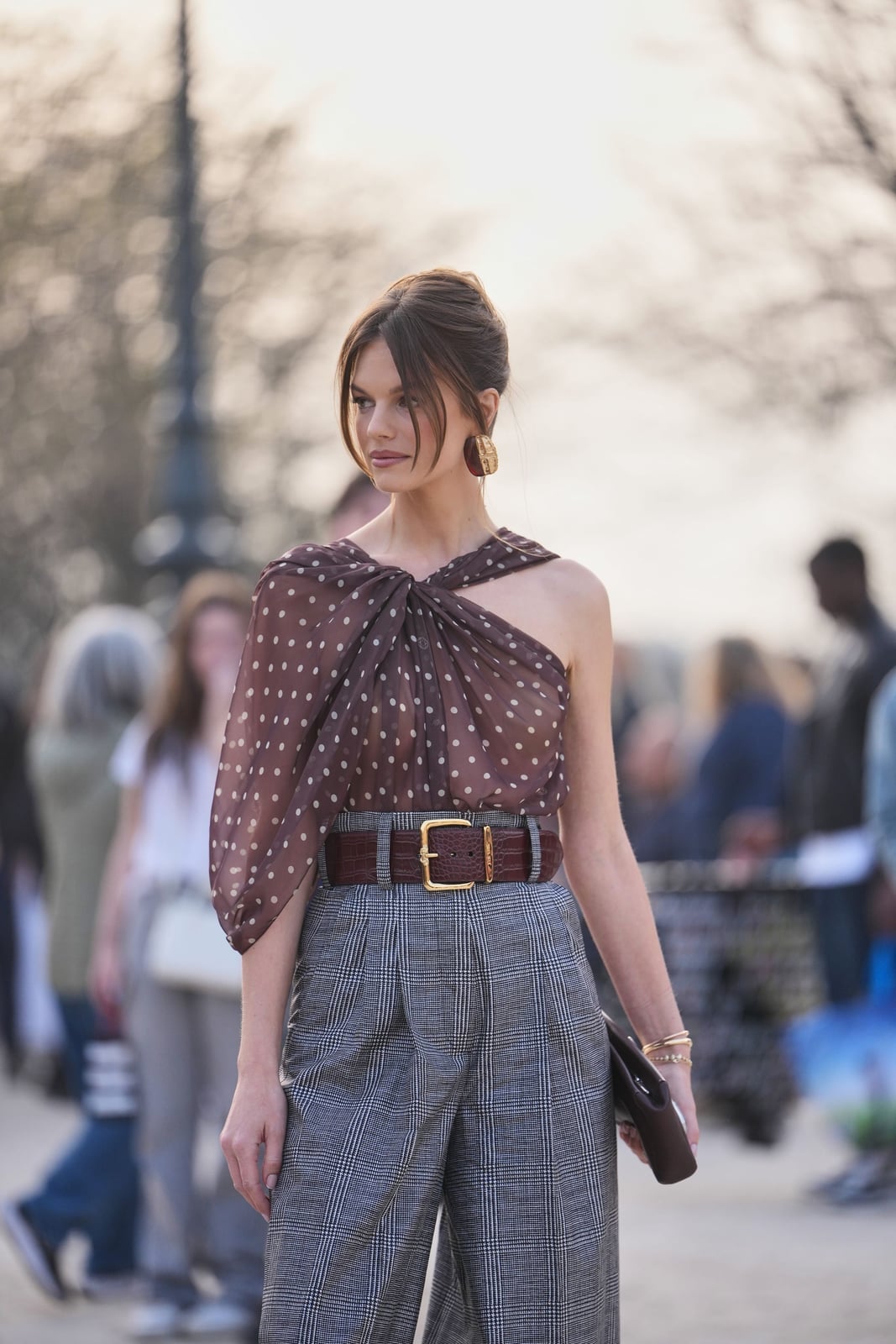 Brown Sheer Polka Dot One-Shoulder Top with Plaid Trousers Brown Sheer Polka Dot One-Shoulder Top with Plaid Trousers — Cute Polka Dot Outfits
