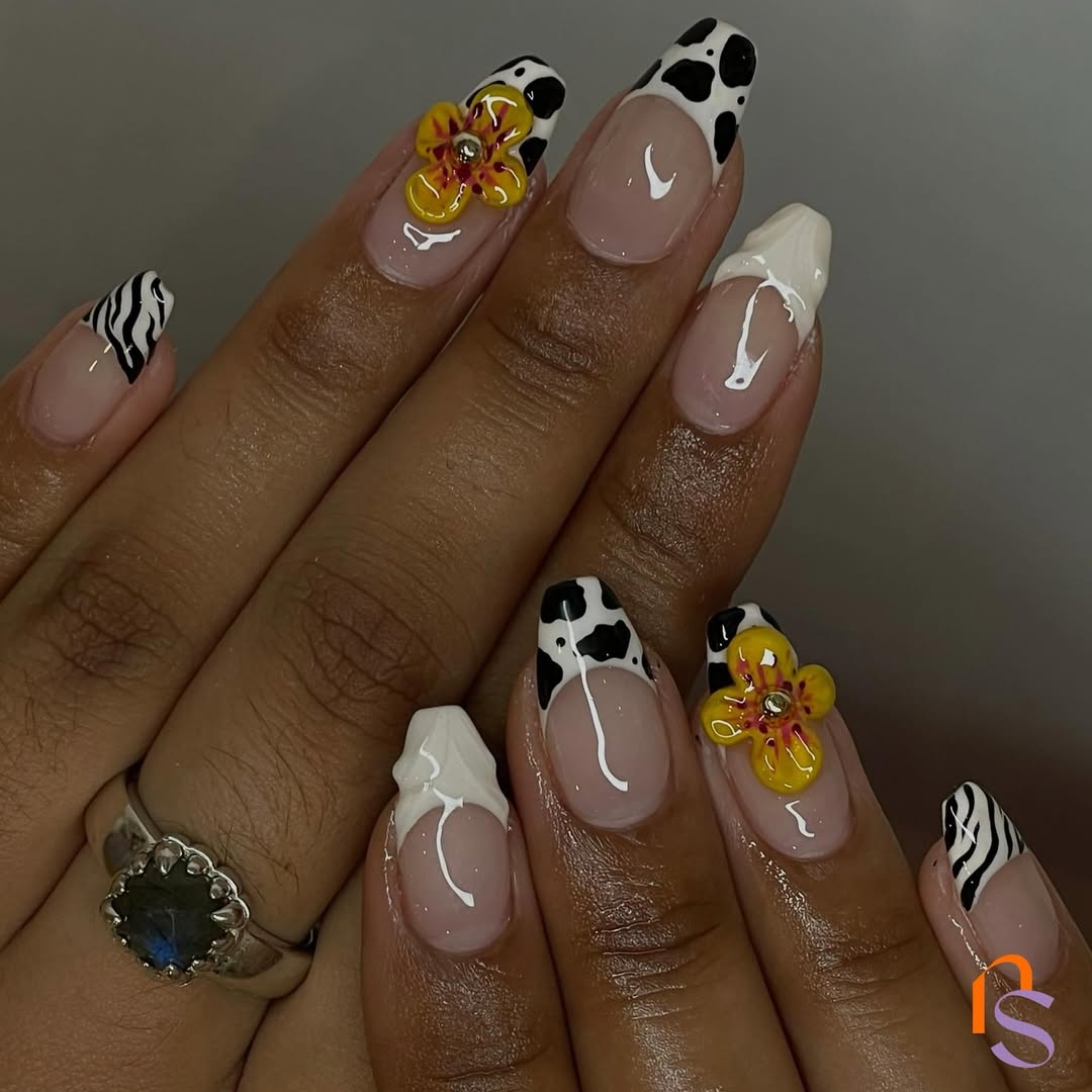 Cow Print Zebra 3D Flower Short Coffin Nails Cow Print Zebra 3D Flower Short Coffin Nails — Cute Short Coffin Nails