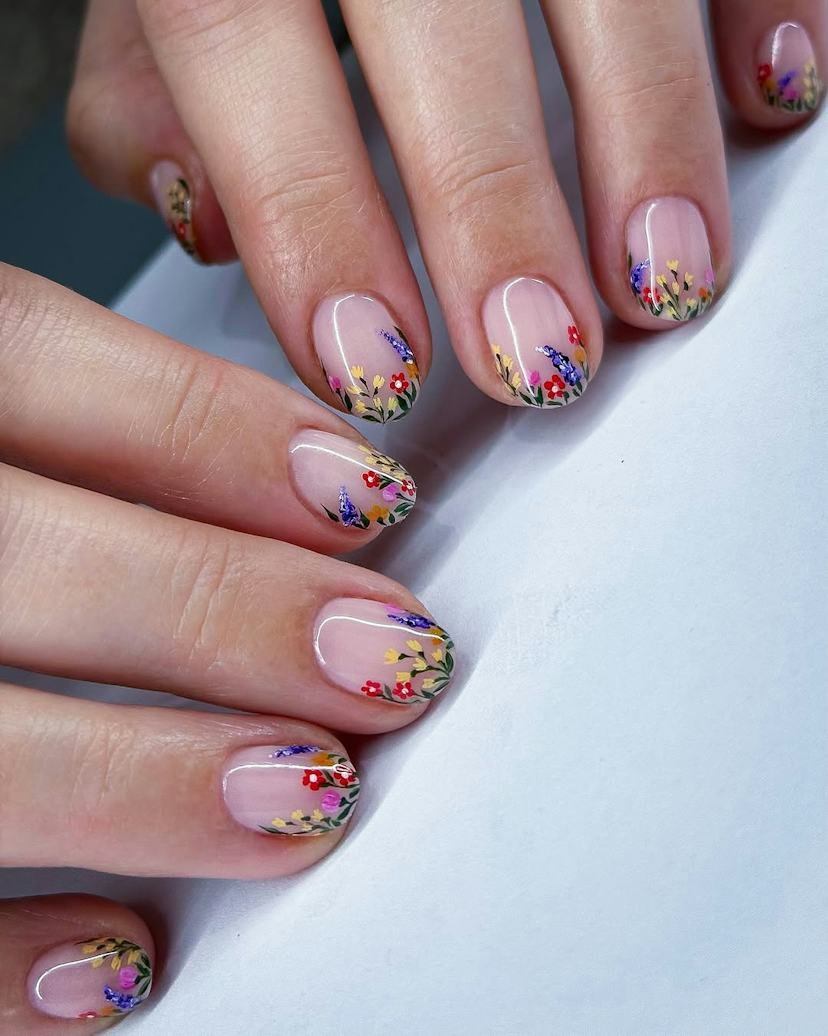 Nude Oval Nails with Delicate Floral Tips — Cute Simple Nails