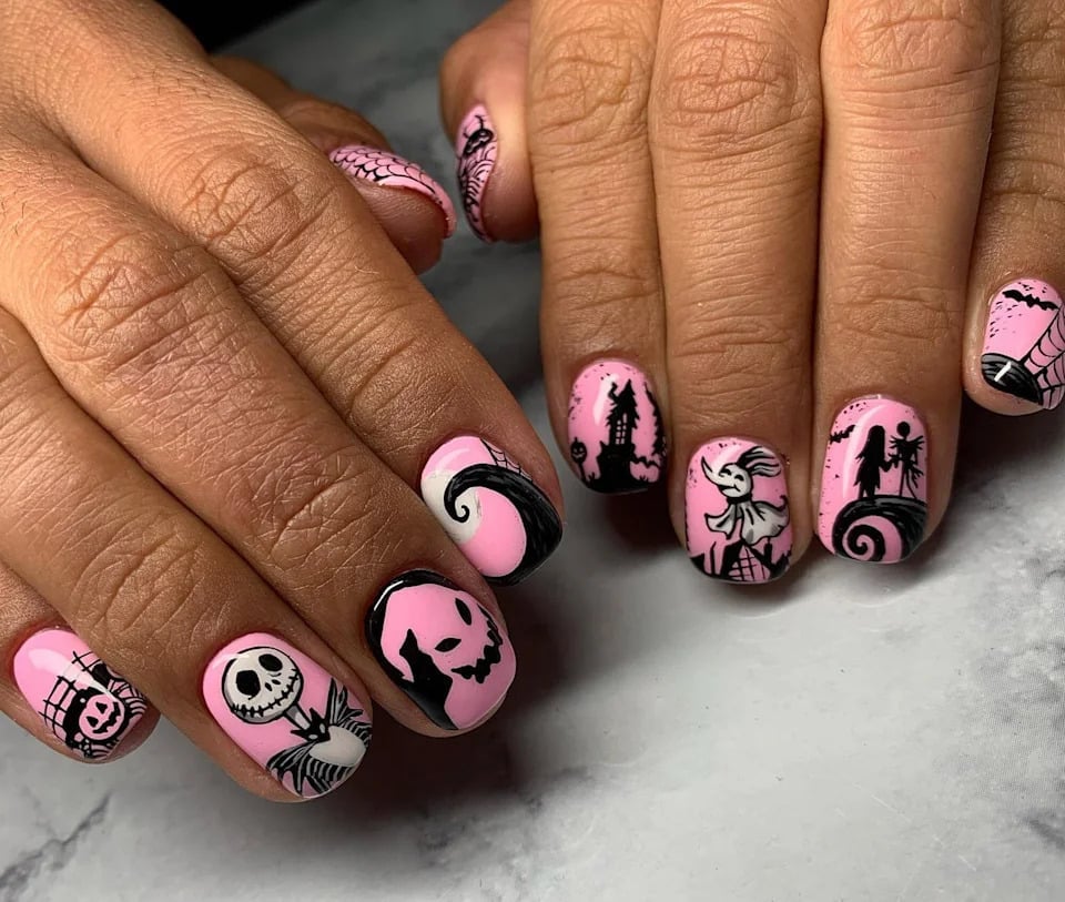 Short Oval Pink Nightmare Before Christmas Nails — Cute Skull Nails