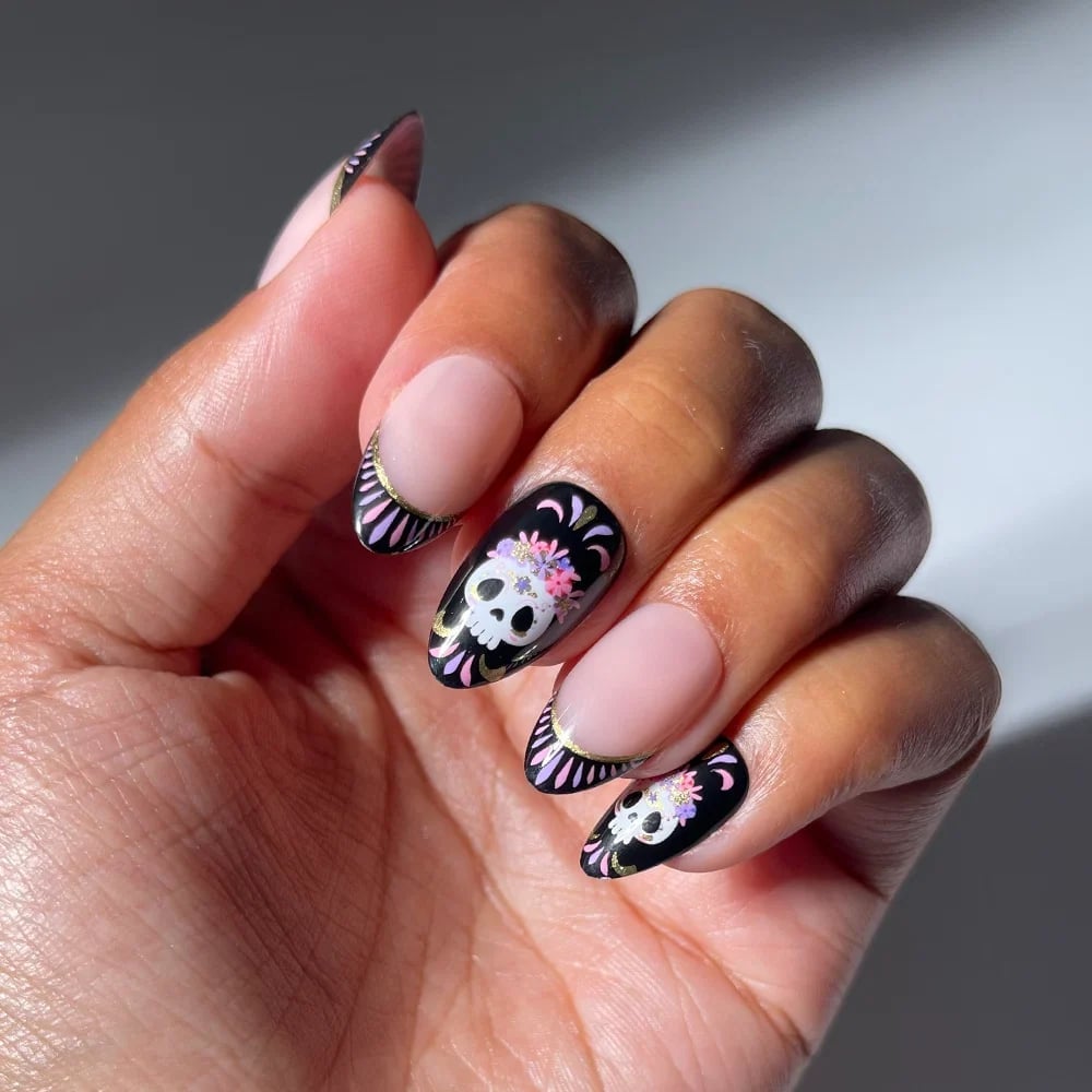 Halloween Nail Art Ideas — Cute Skull Nails