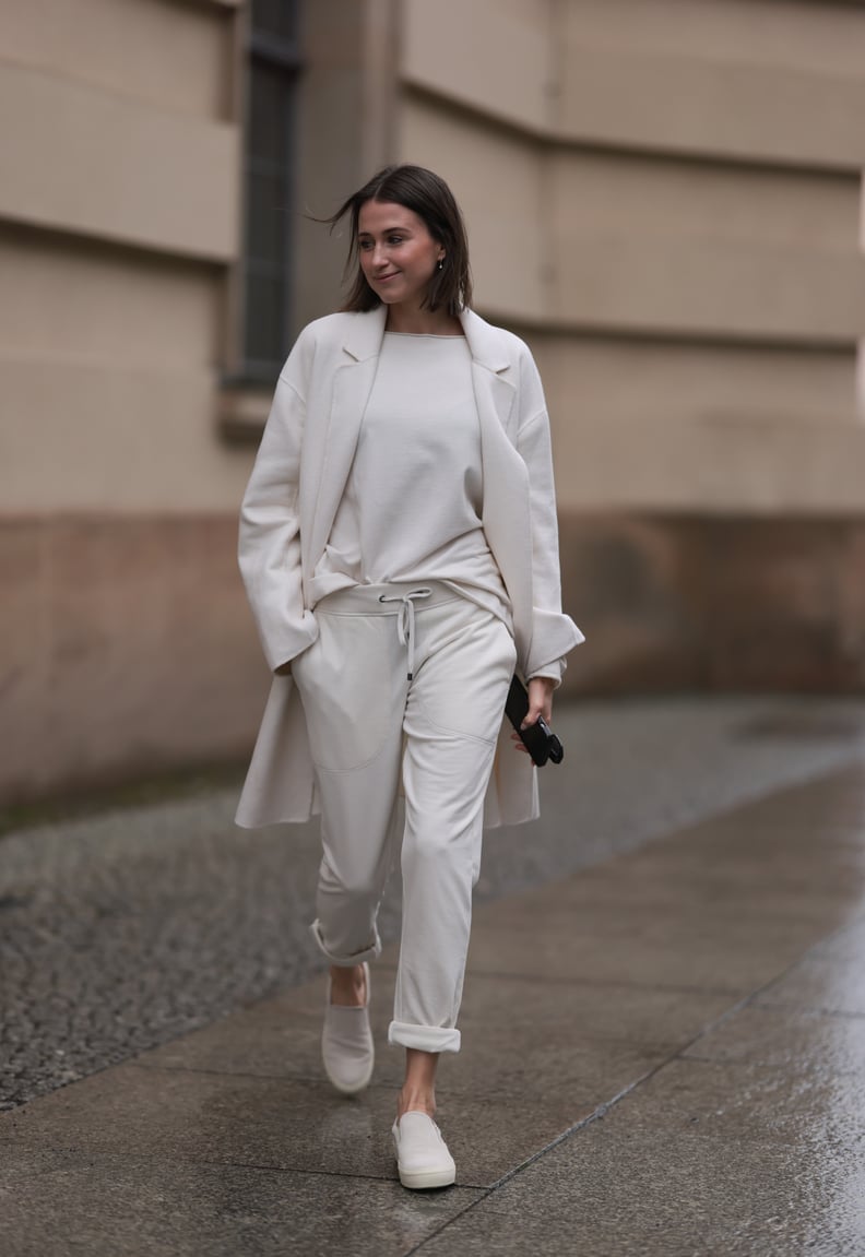 Charcoal Grey Wide-Leg Sweatpants With Graphic Hoodie — Cute Sweatpants Outfit Inspo