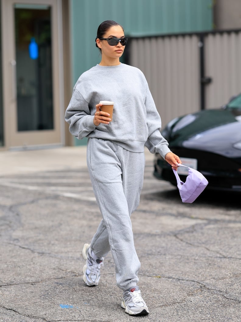 Grey Fleece Sweatpants Set With Purple Bag — Cute Sweatpants Outfit Inspo