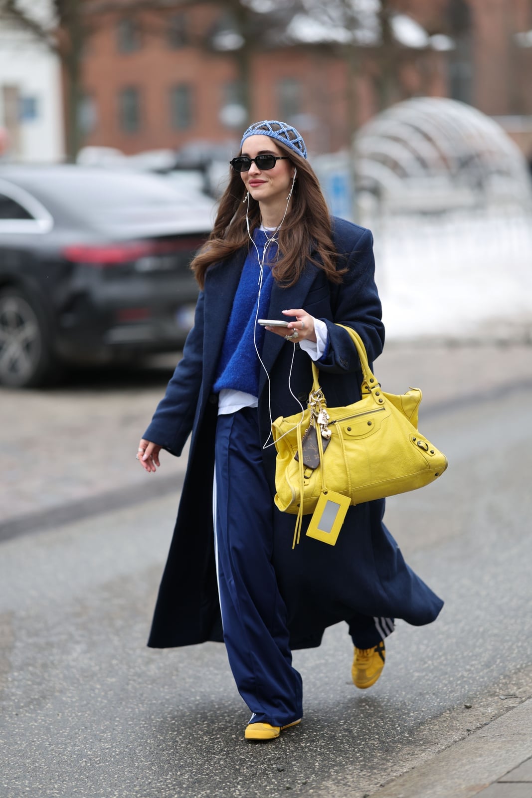 Navy Wide-Leg Sweatpants With Long Coat And Yellow, Close-Up Take — Cute Sweatpants Outfit Inspo