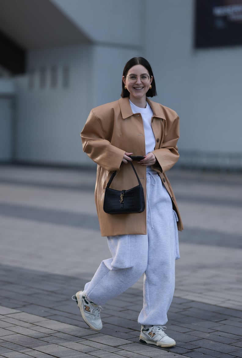 Light Grey Sweatpants With Leather Jacket And T-shirt — Cute Sweatpants Outfit Inspo