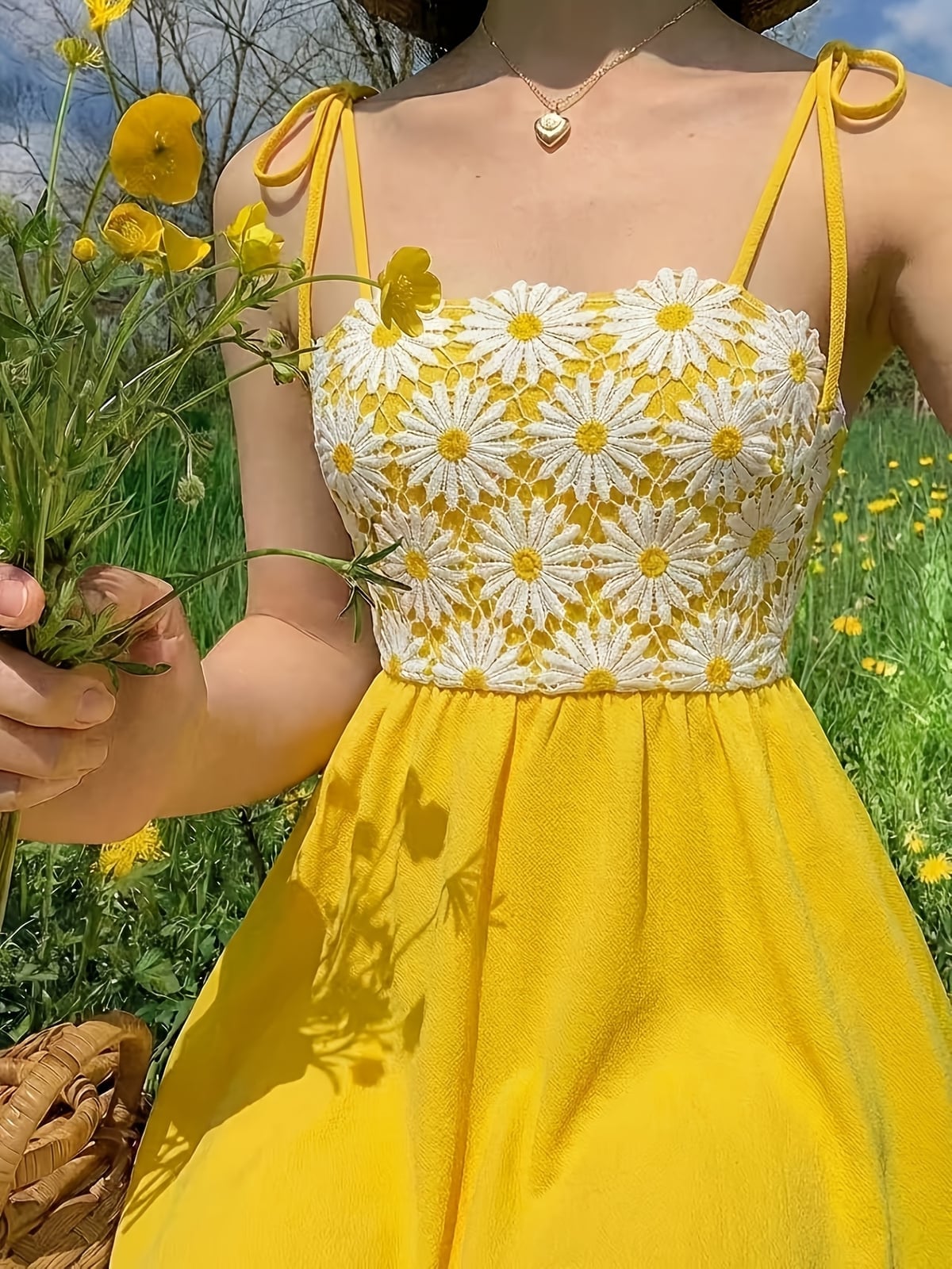 Yellow Dress With Daisy Print Bustier Yellow Dress With Daisy Print Bustier — Cute Yellow Outfits