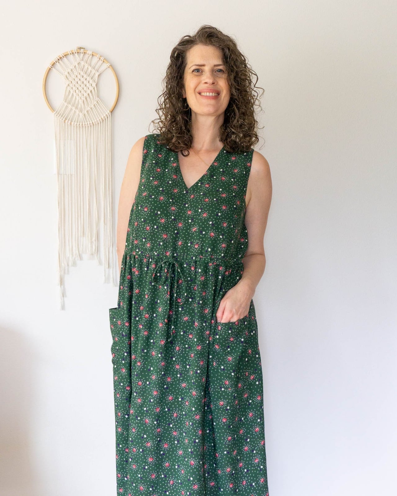 Green Sleeveless Midi Dress With Pink Floral Print, Close-Up Take Green Sleeveless Midi Dress With Pink Floral Print, Close-Up Take — DIY Dress Designs