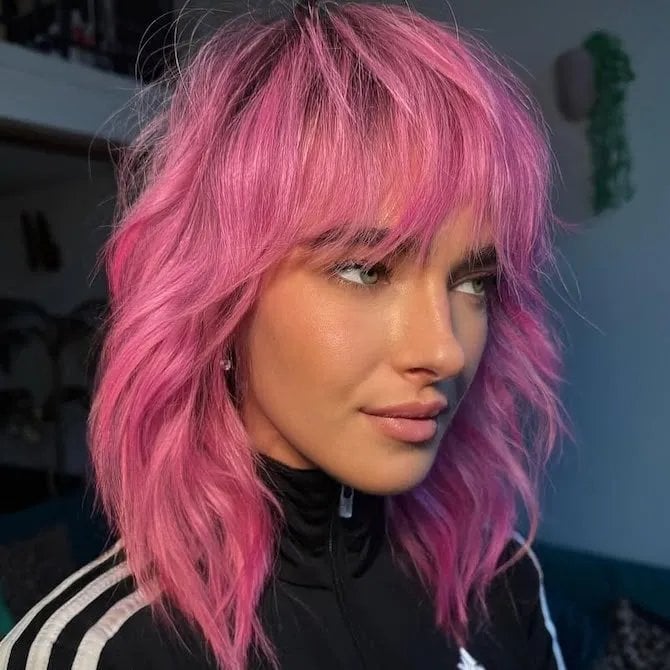 Collarbone Shag With Curtain Bangs Collarbone Shag With Curtain Bangs — Dye Hair Inspiration