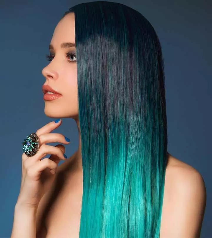 Mid-Back Straight Hair With Teal Turquoise Gradient Mid-Back Straight Hair With Teal Turquoise Gradient — Dye Hair Inspiration