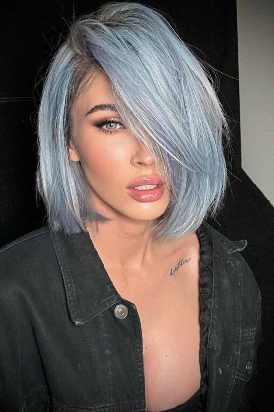 Chin Bob With Blunt Bangs In Light Blue Chin Bob With Blunt Bangs In Light Blue — Dye Hair Inspiration