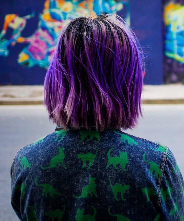 Chin Bob With Choppy Bangs In Intense Purple Chin Bob With Choppy Bangs In Intense Purple — Dye Hair Inspiration